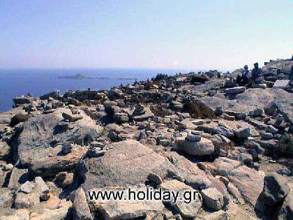 Delos voyage in the past