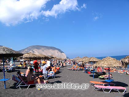 Perivolos beach