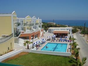 CAMARI GARDEN HOTEL APARTMENTS