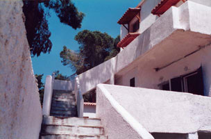 VILLA NIKOS