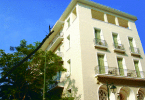 KARELLION HOTEL