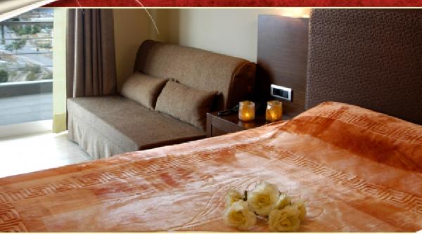 9 QUEENS THERMAL SPA BOUTIQUE HOTEL