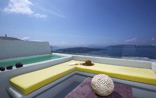 SANTORINI ROYAL SUITES