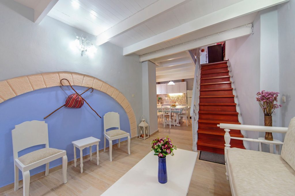 KASTELI SUITES