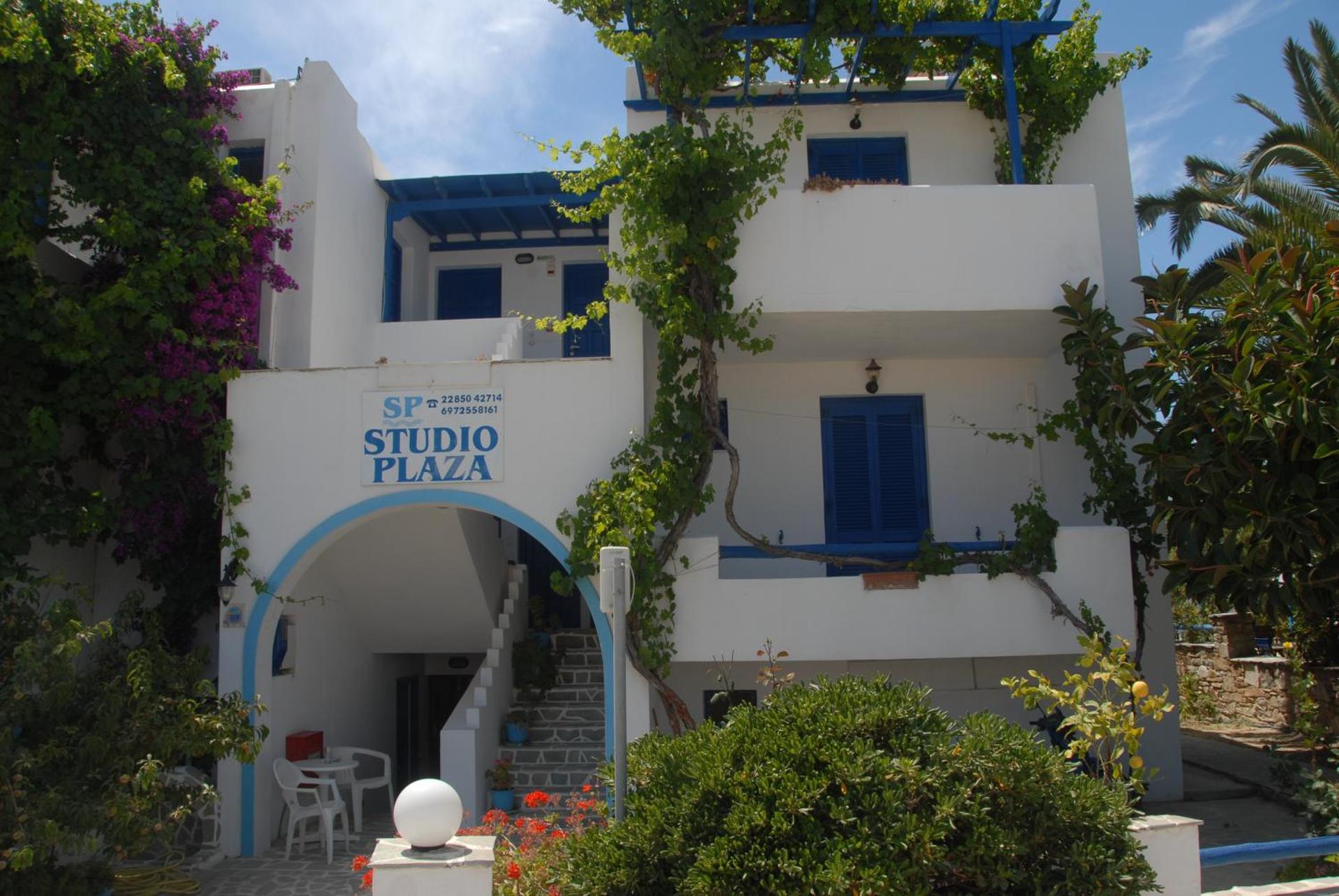 PLAZA STUDIOS