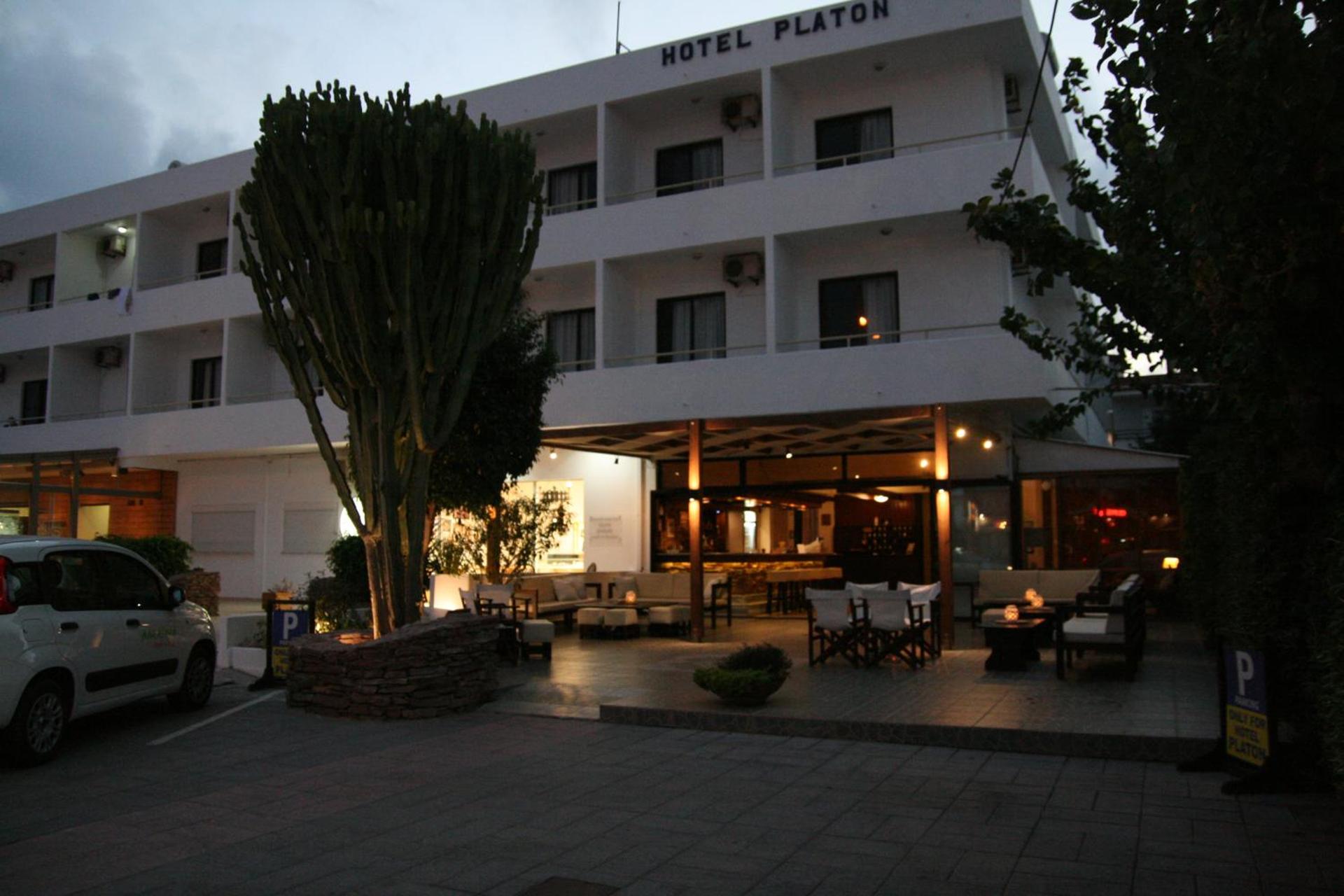 PLATON HOTEL
