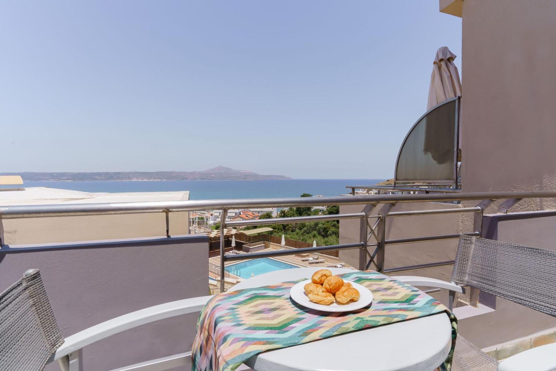 SUNRISE SUITES & APARTMENTS