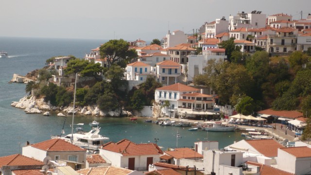 SKIATHOS TOWN PHOTO