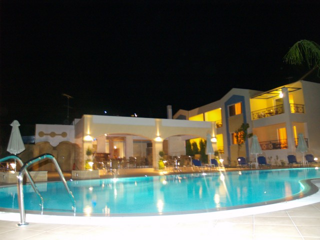 COLONIDES BEACH HOTEL