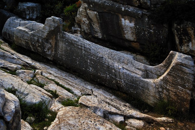 Kouros Apollonas