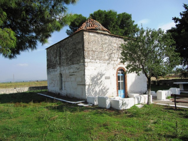 AyiosThomas chapel
