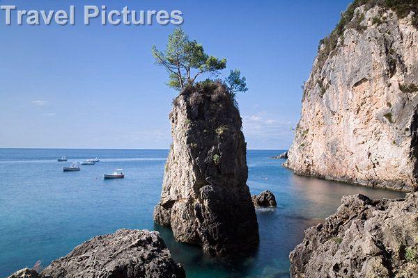 PALEOKASTRITSA PHOTO