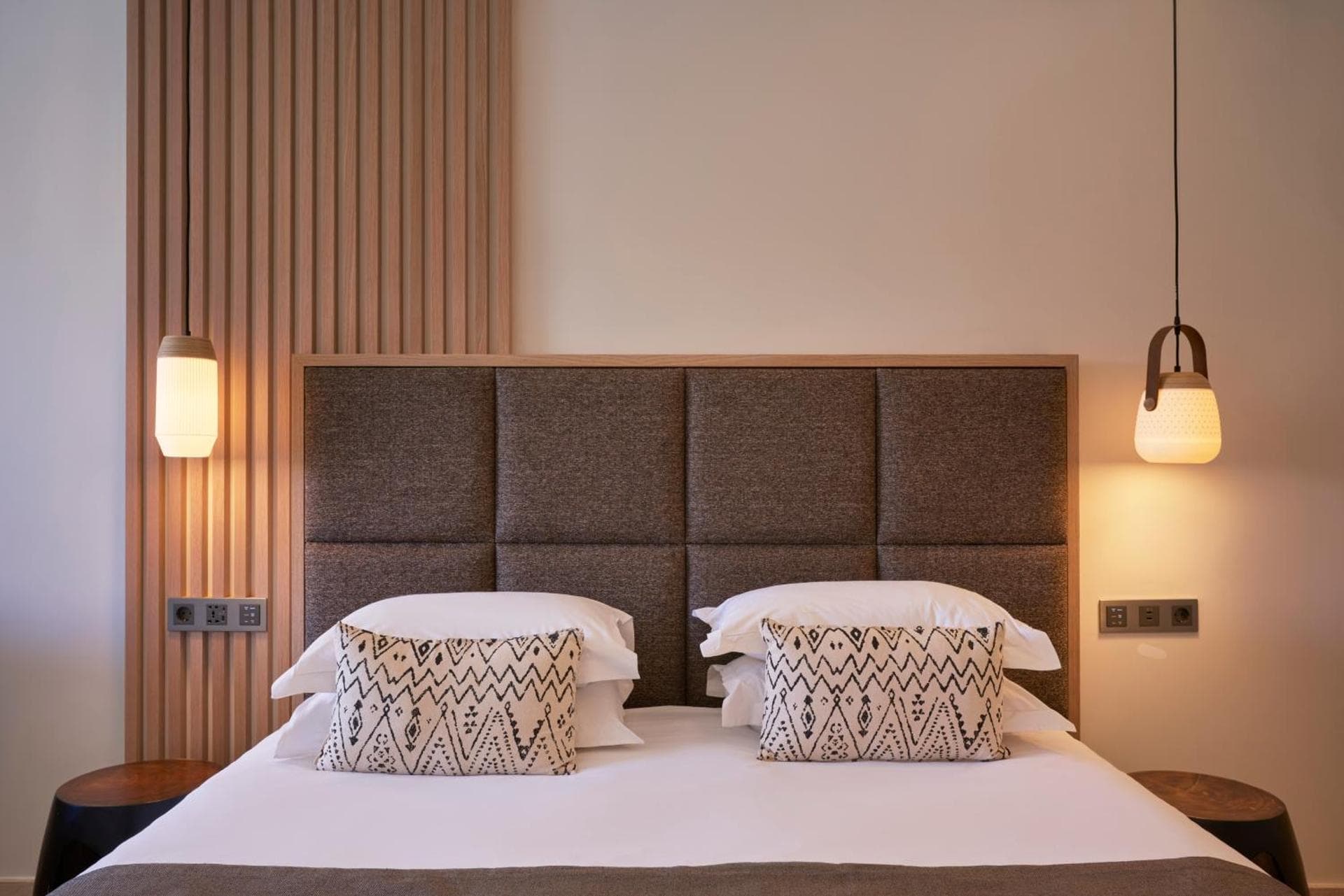 Junior Suite Swim-Up Limited Sea View