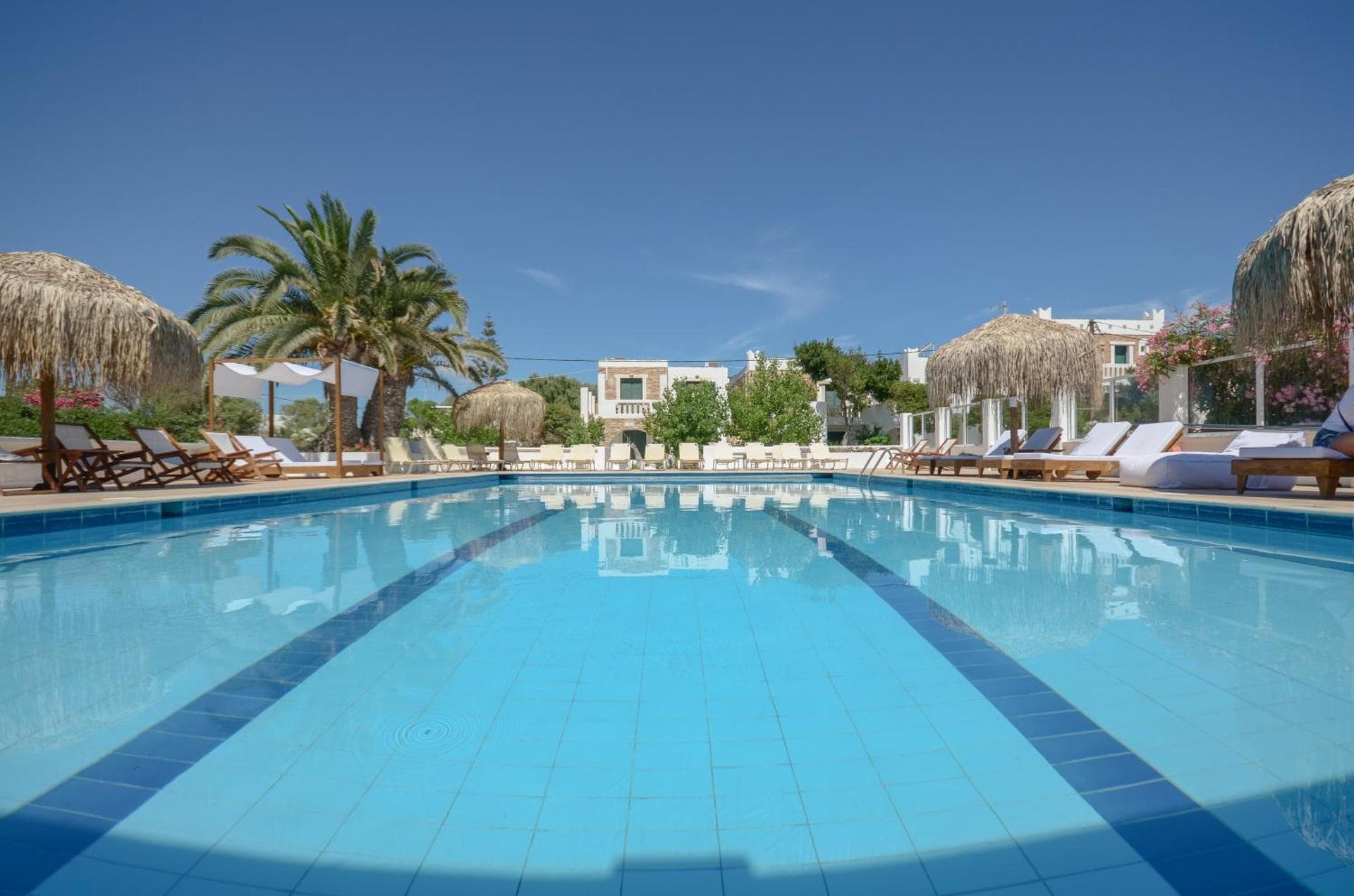 NAXOS BEACH 1