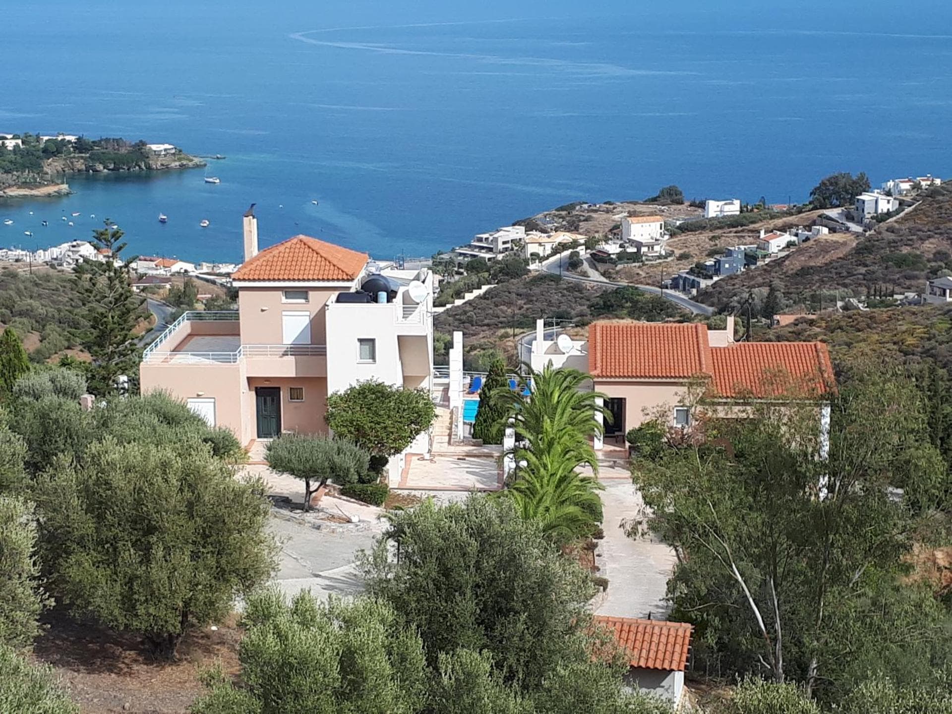 AGNANDI VILLAS