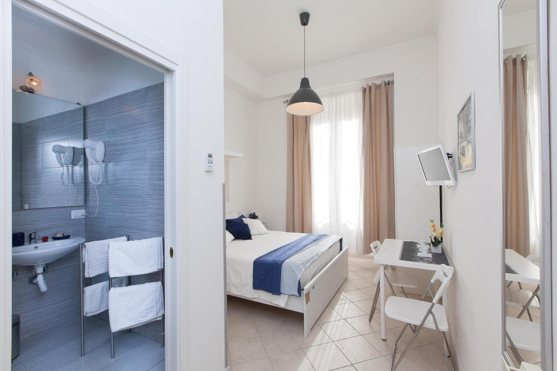 Large Double Room