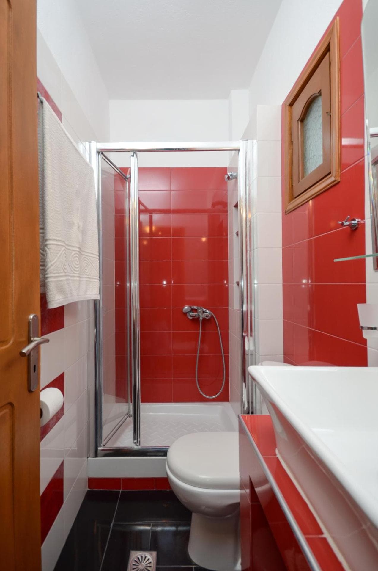 Studio (2 Adults)