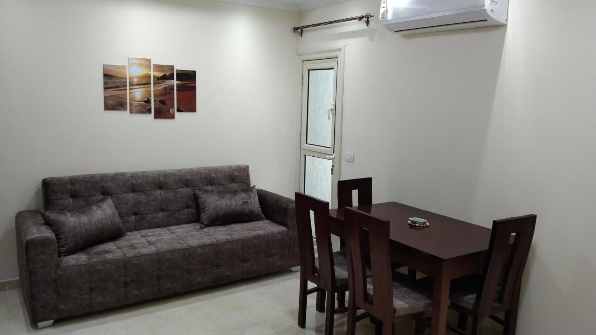 One-Bedroom Apartment with Balcony