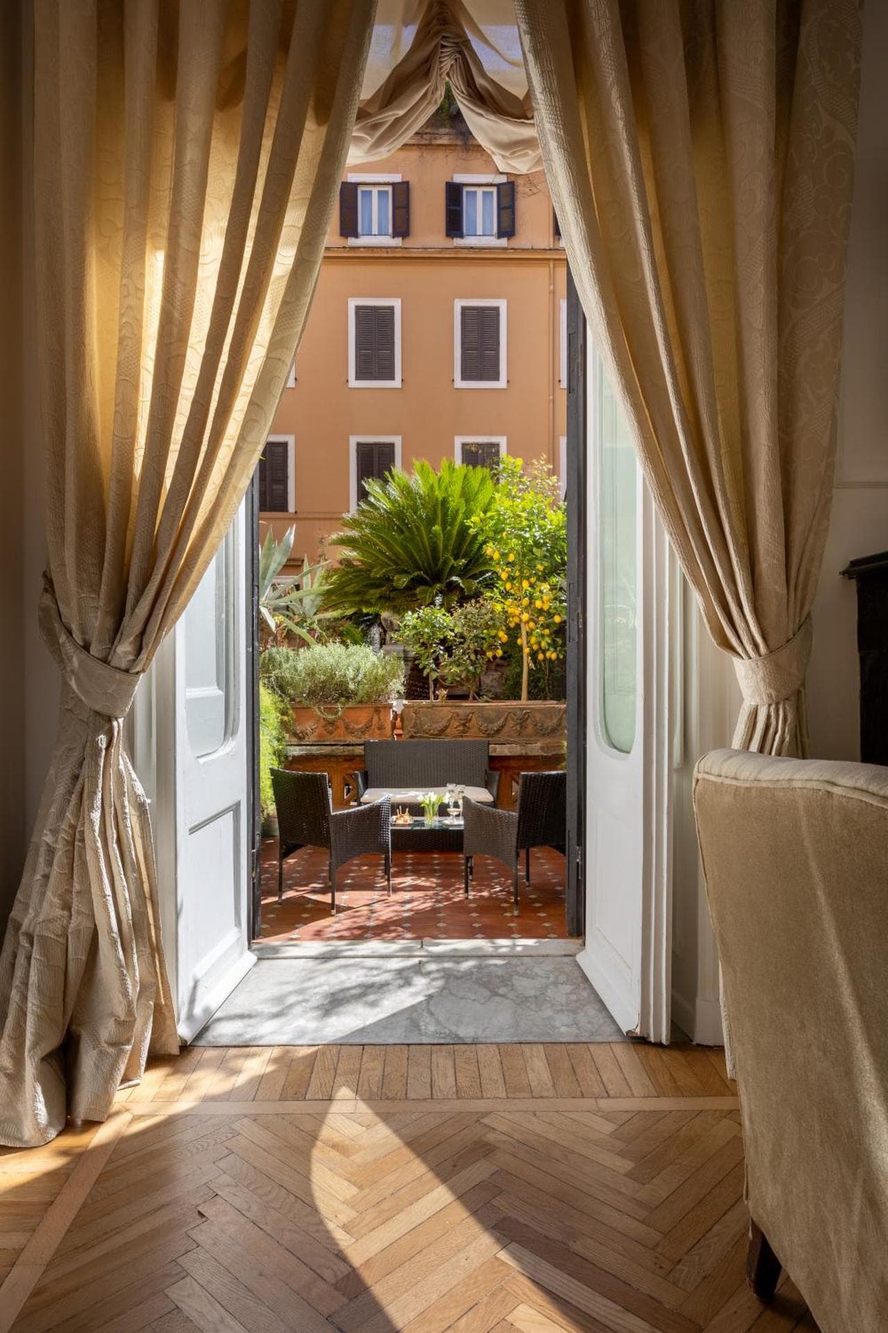 Deluxe Double or Twin Room