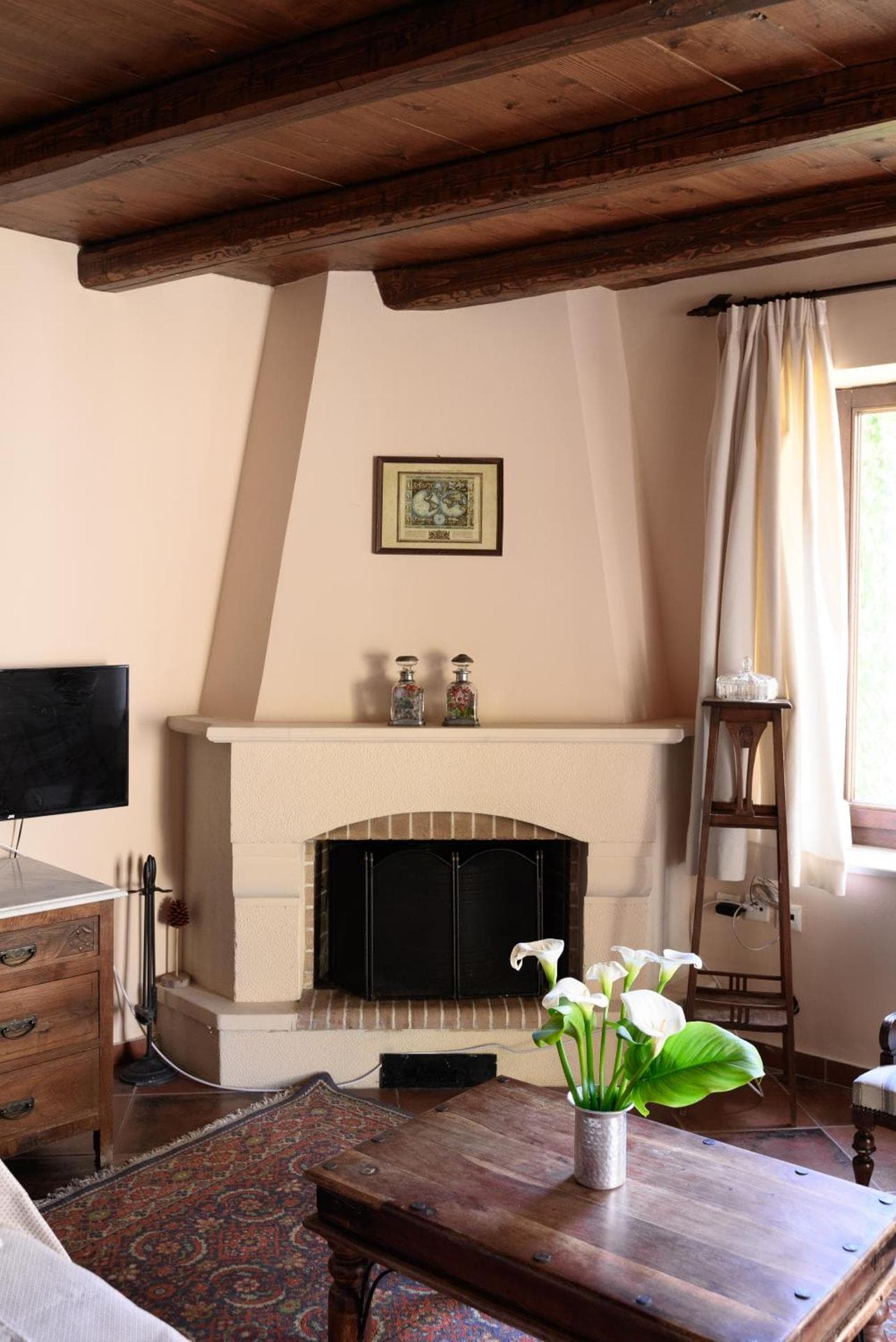Traditional House - Drosostalida