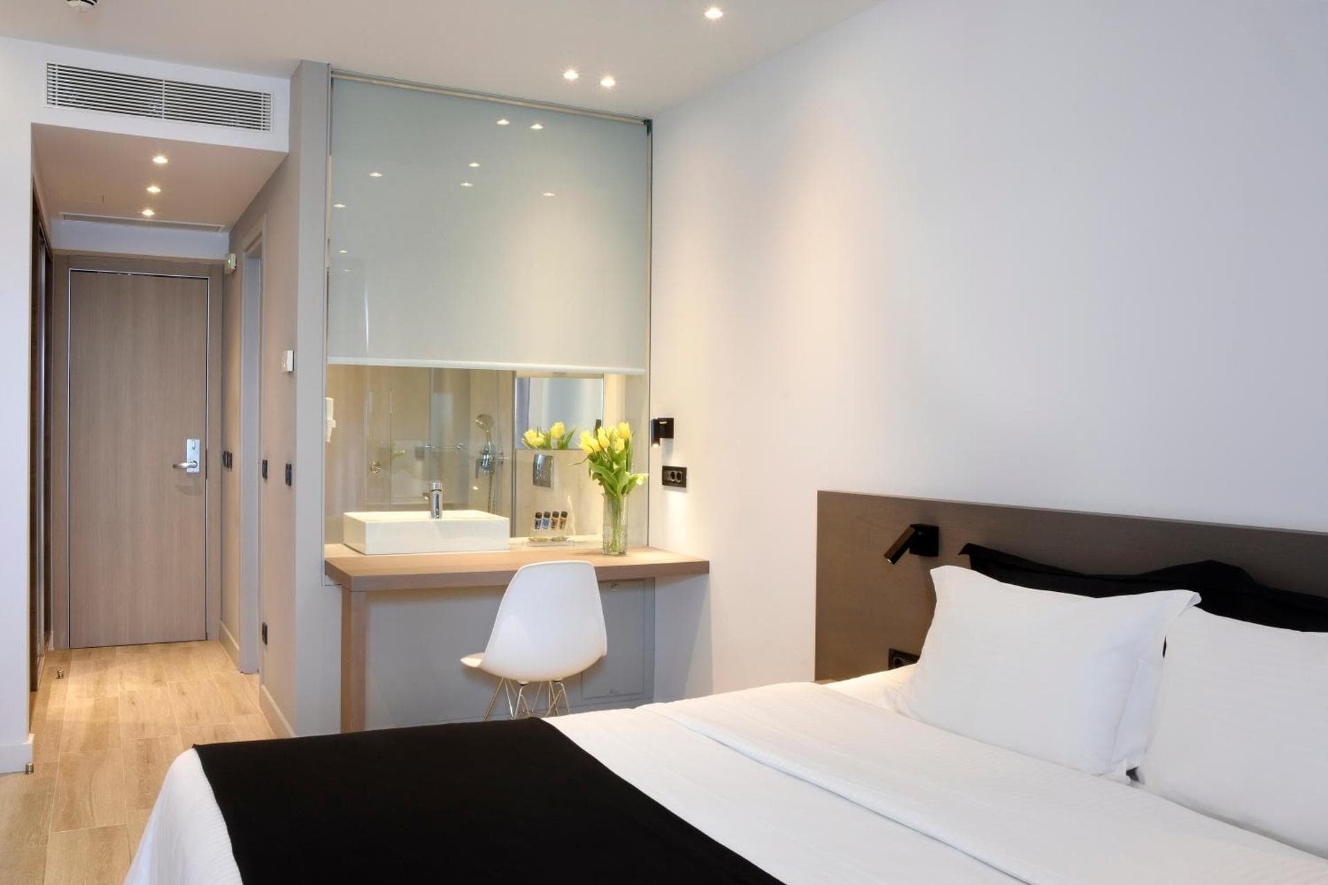 Double or Twin Room with Sea View