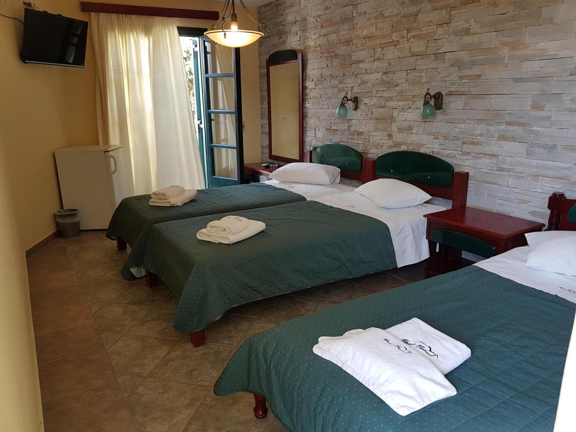 Triple Room