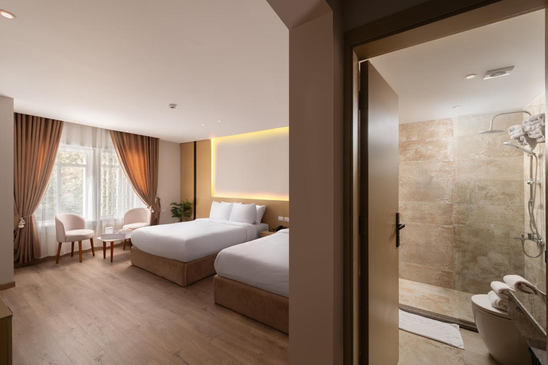 Comfort Quadruple Room