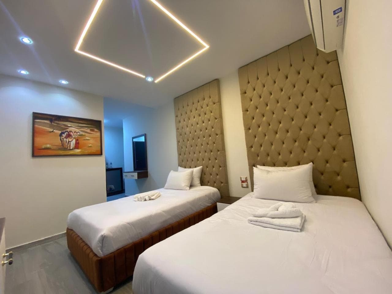 Deluxe Double or Twin Room