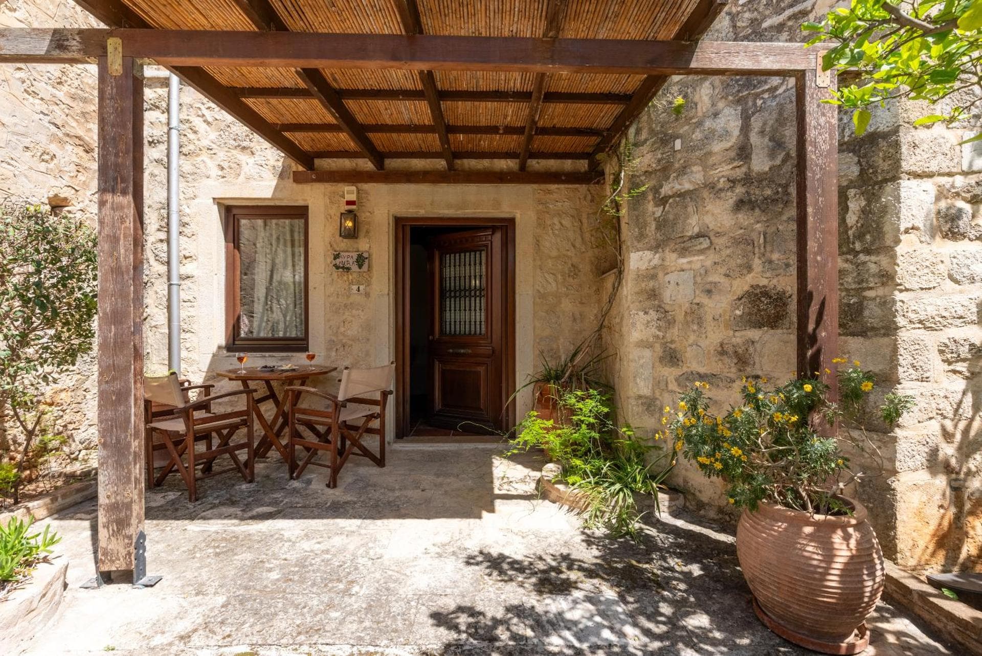 Traditional House - Avra