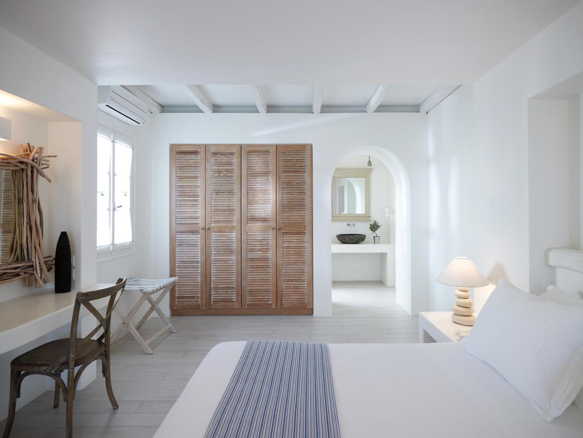 VILLA MARANDI LUXURY SUITES