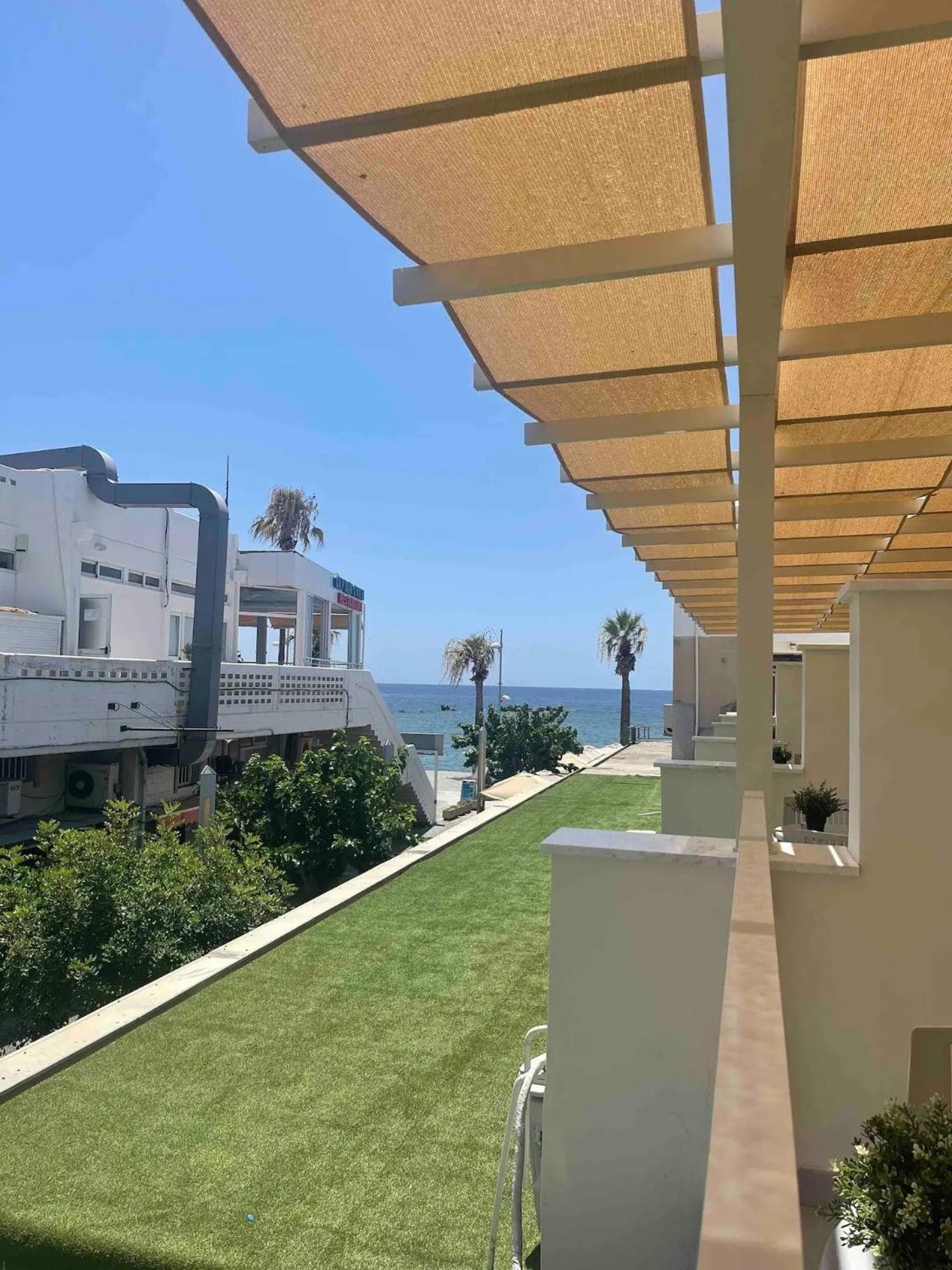 Studio Apartment with Balcony
