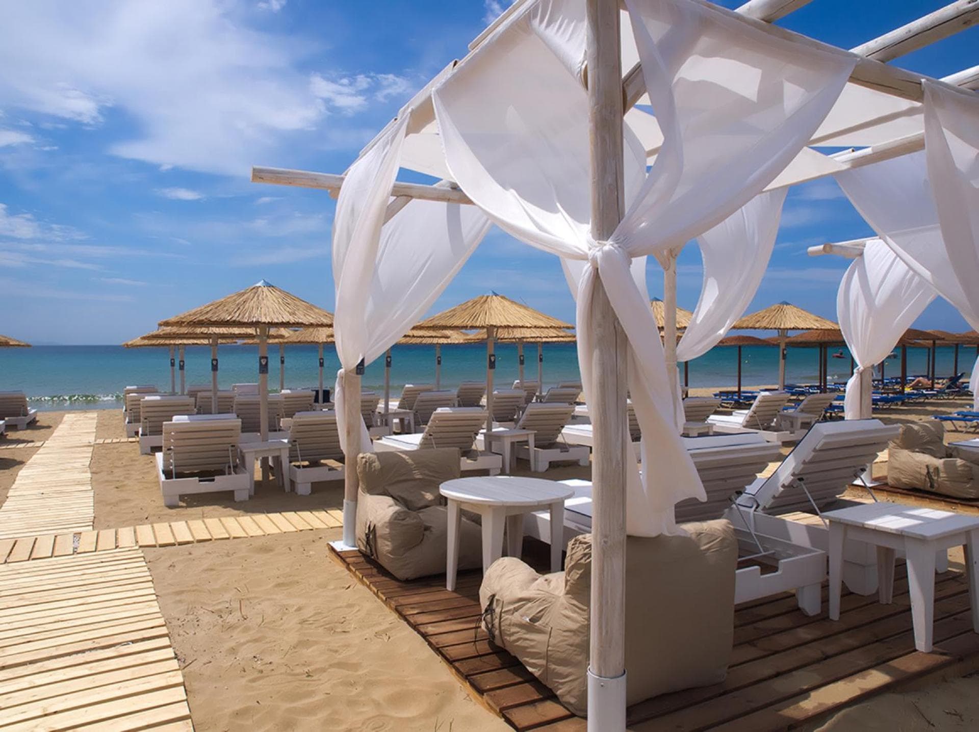 AMARYLLIS BEACH HOTEL