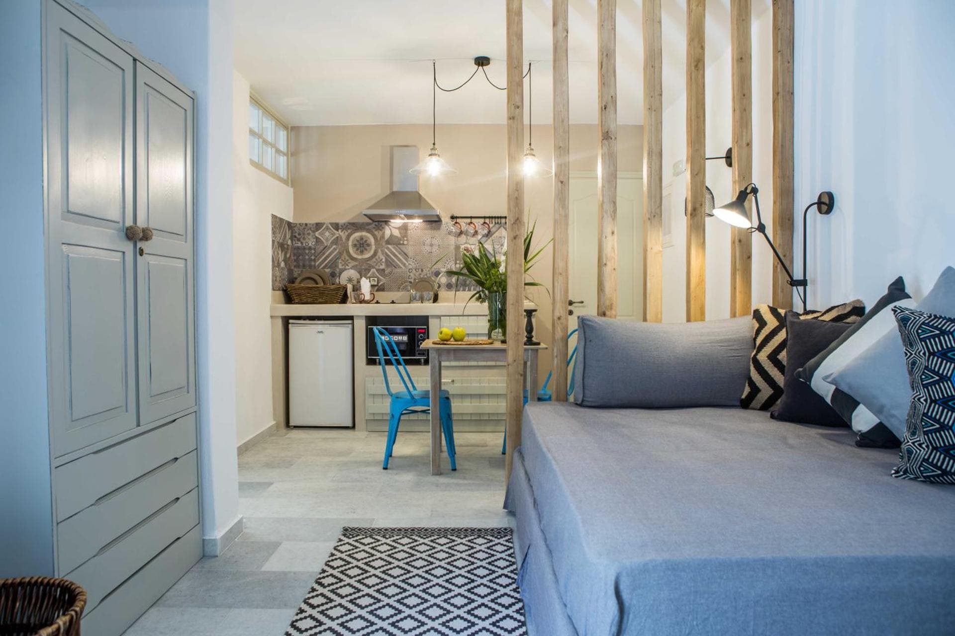 Luxury One-Bedroom Apartment with Garden View