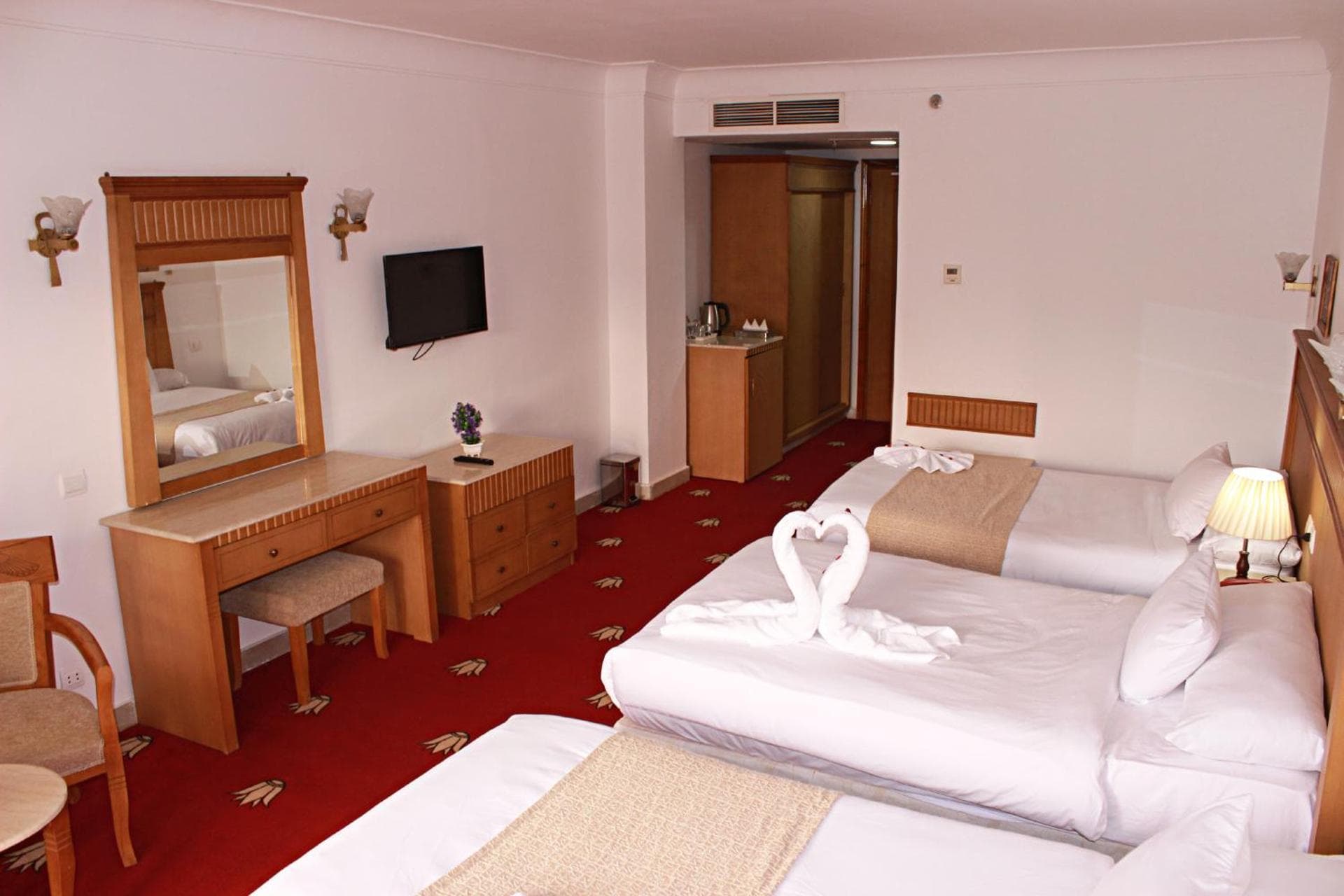 Deluxe Triple Room
