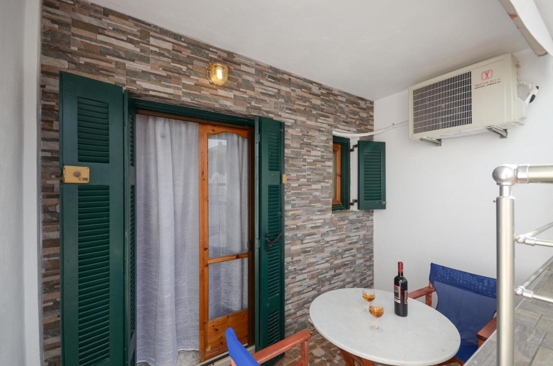 King Room with Pool View Semi-Basement