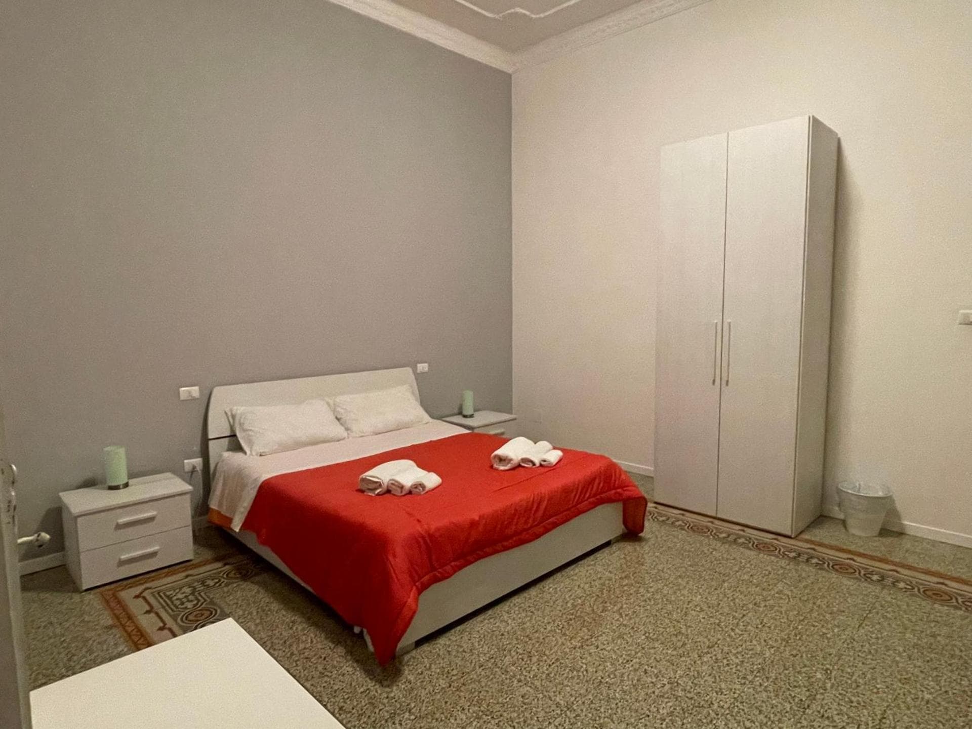Deluxe Room (2 Adults + 1 Child)