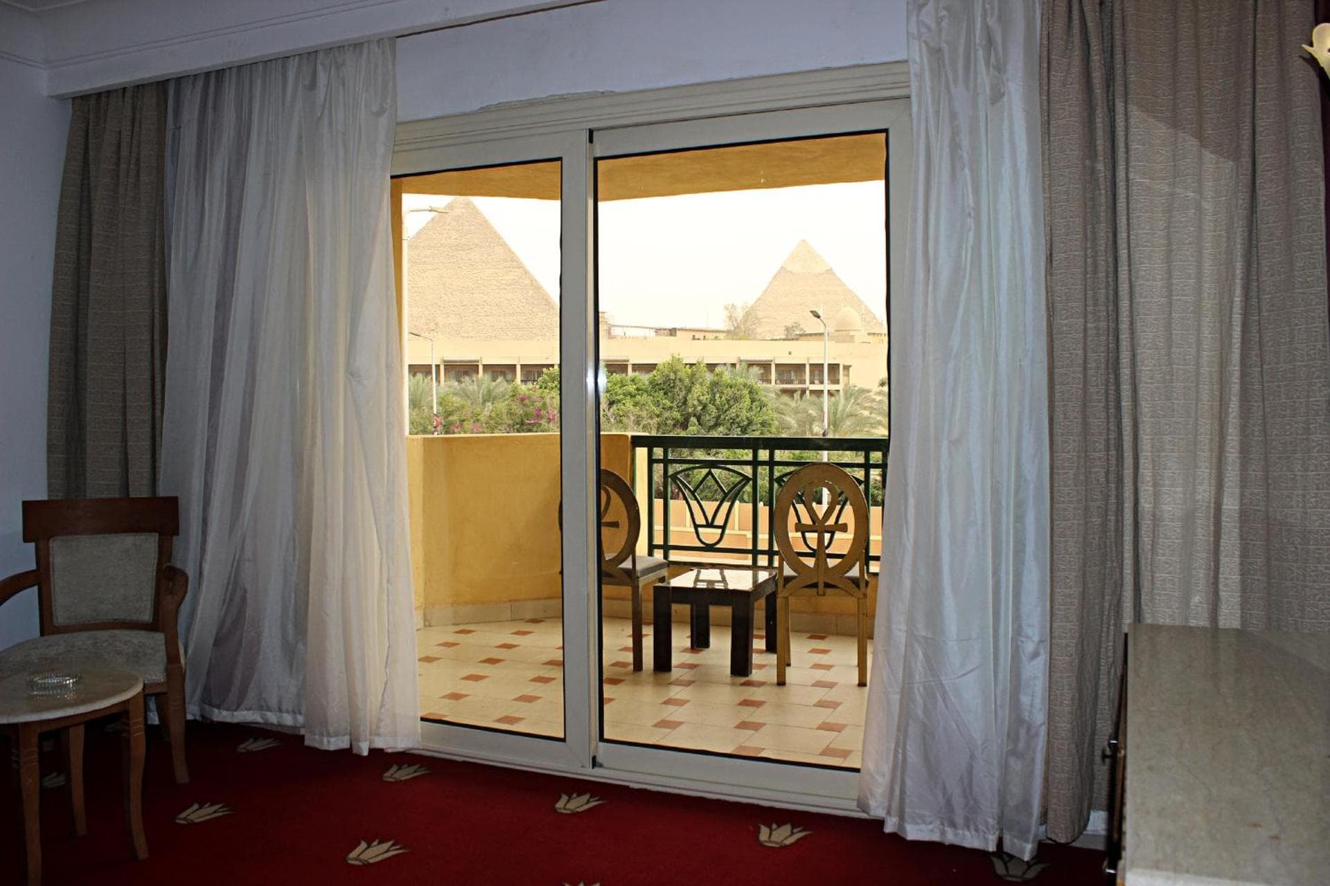 Superior Triple Room with Pyramids View