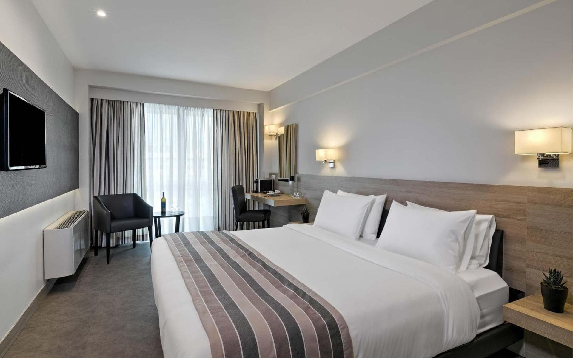 Superior Room with Acropolis View