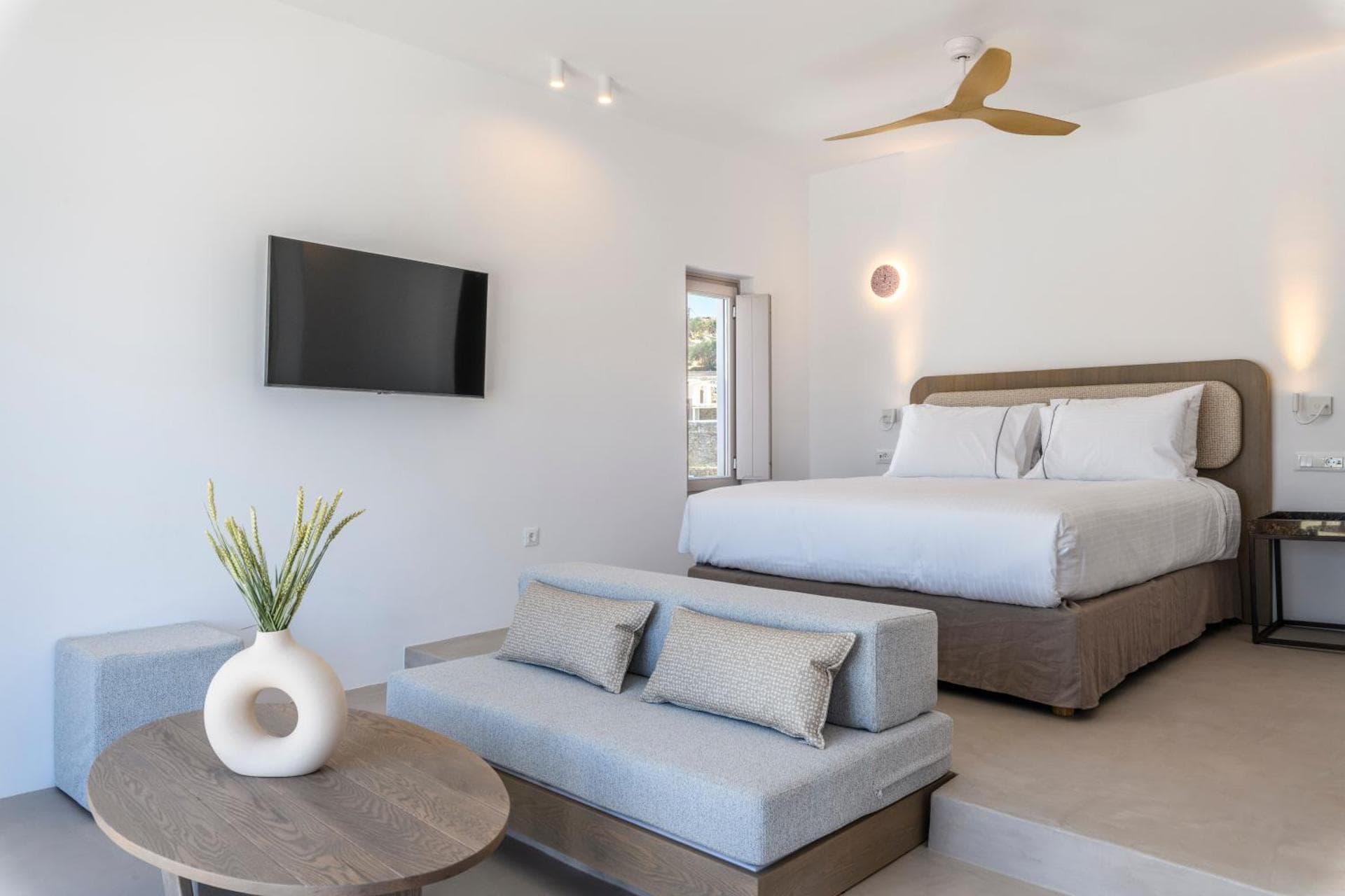 Deluxe Suite with Sea View