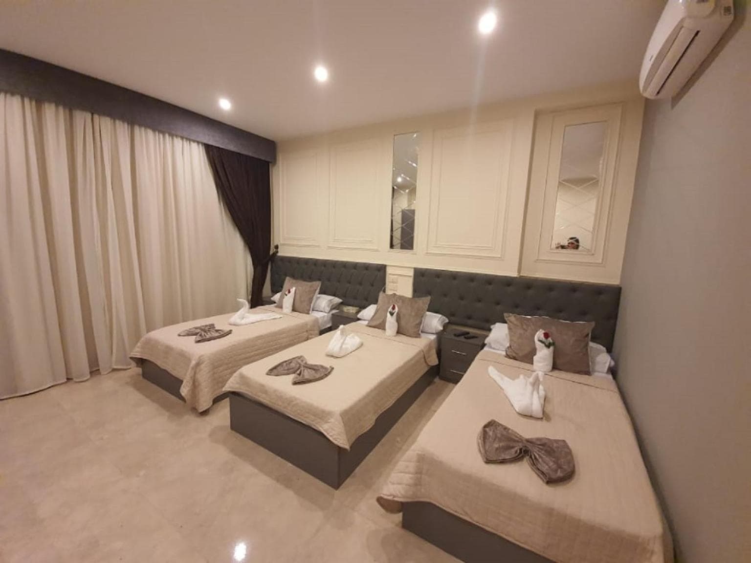 Comfort Triple Room