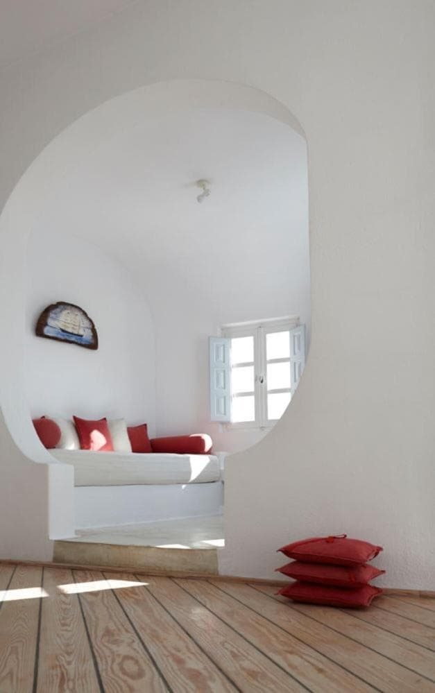 VIP Suite with Outdoor Plunge Pool and Caldera View