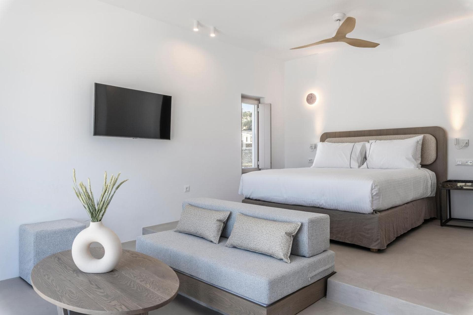 Deluxe Suite with Sea View