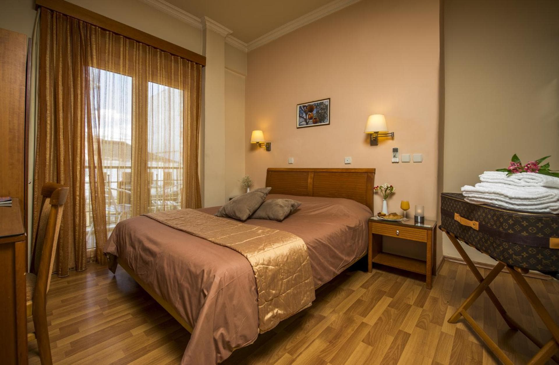 LAKONIA HOTEL