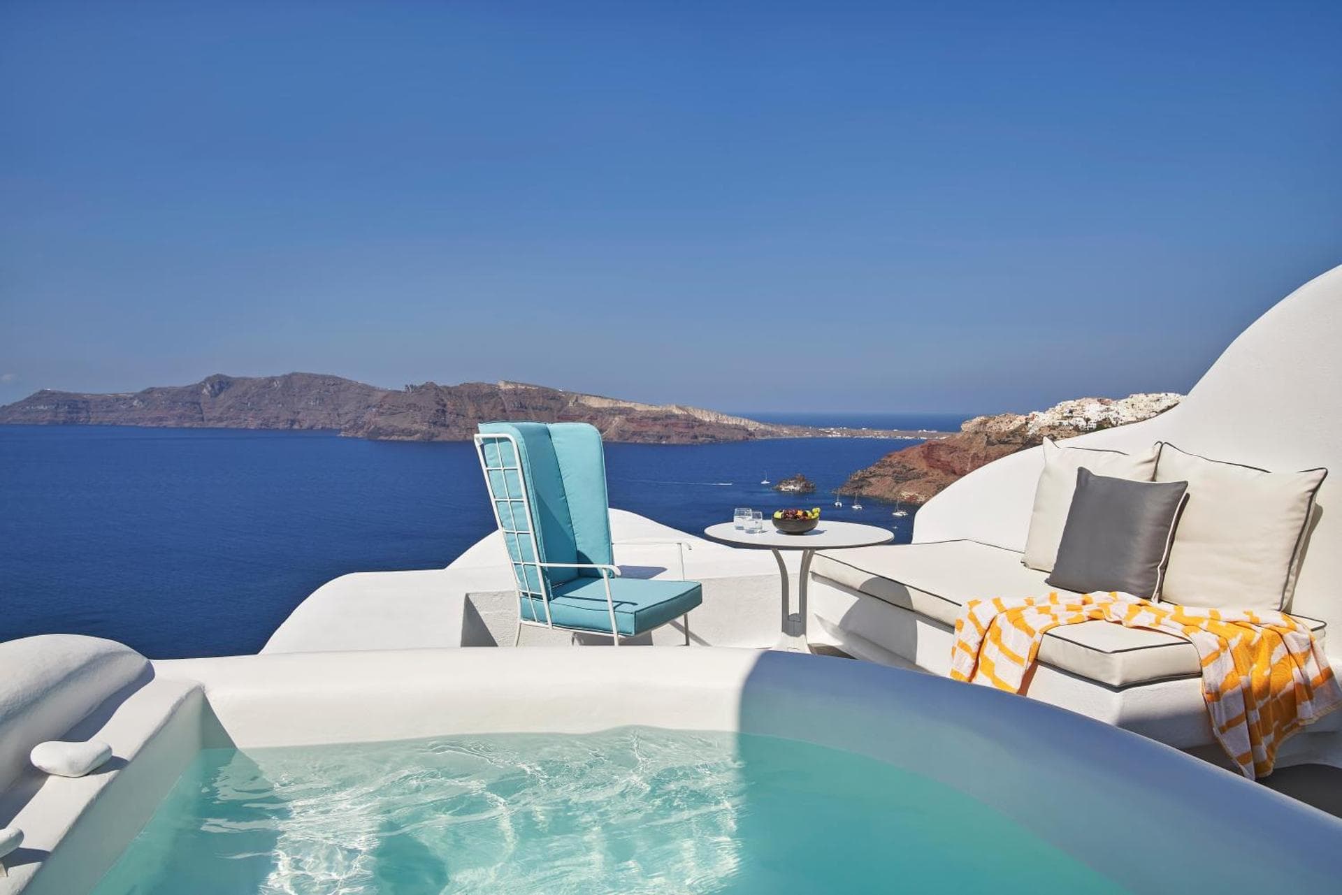 Wet Junior Suite with Open Air Jetted Tub & Caldera View