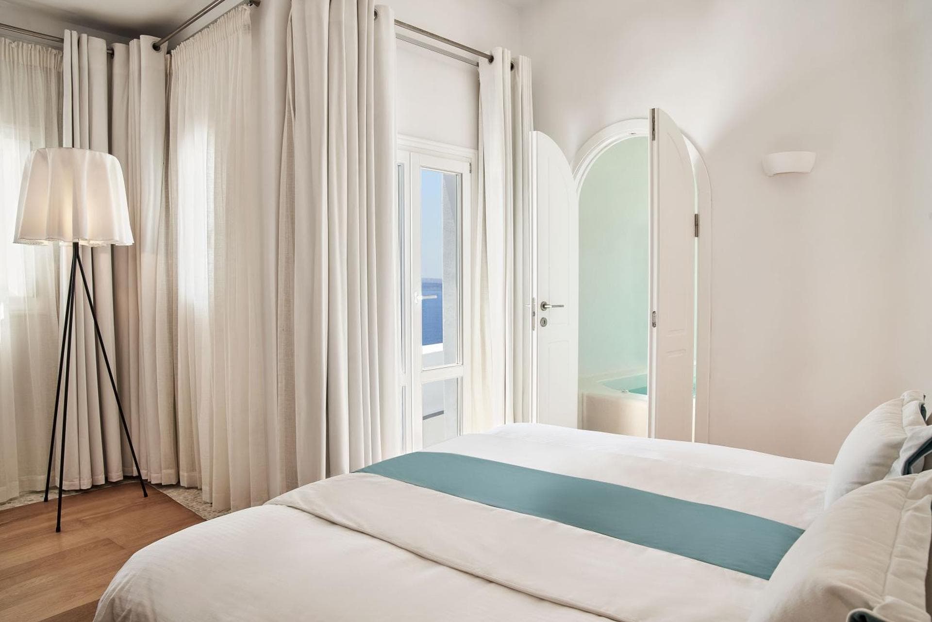 Superior Suite with Caldera View