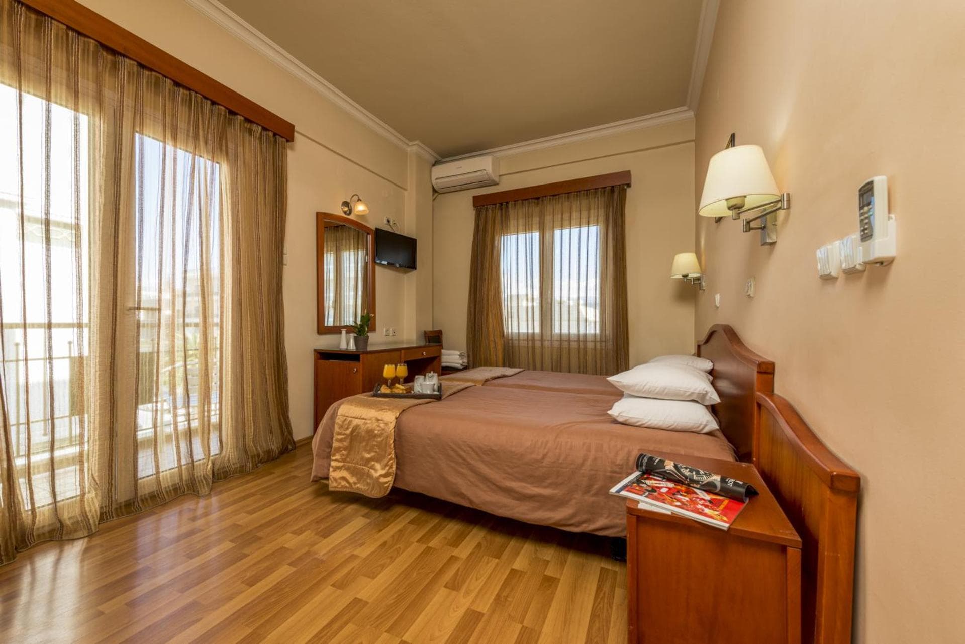 Twin Room with City View