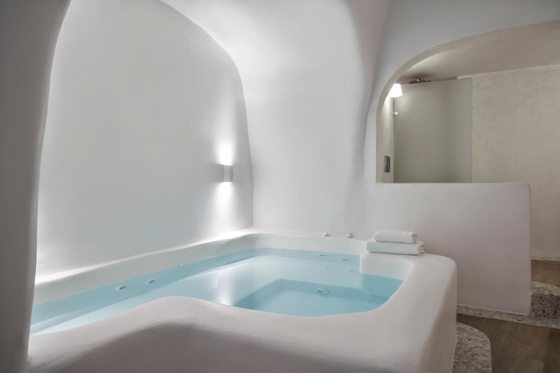 Kirini Suite