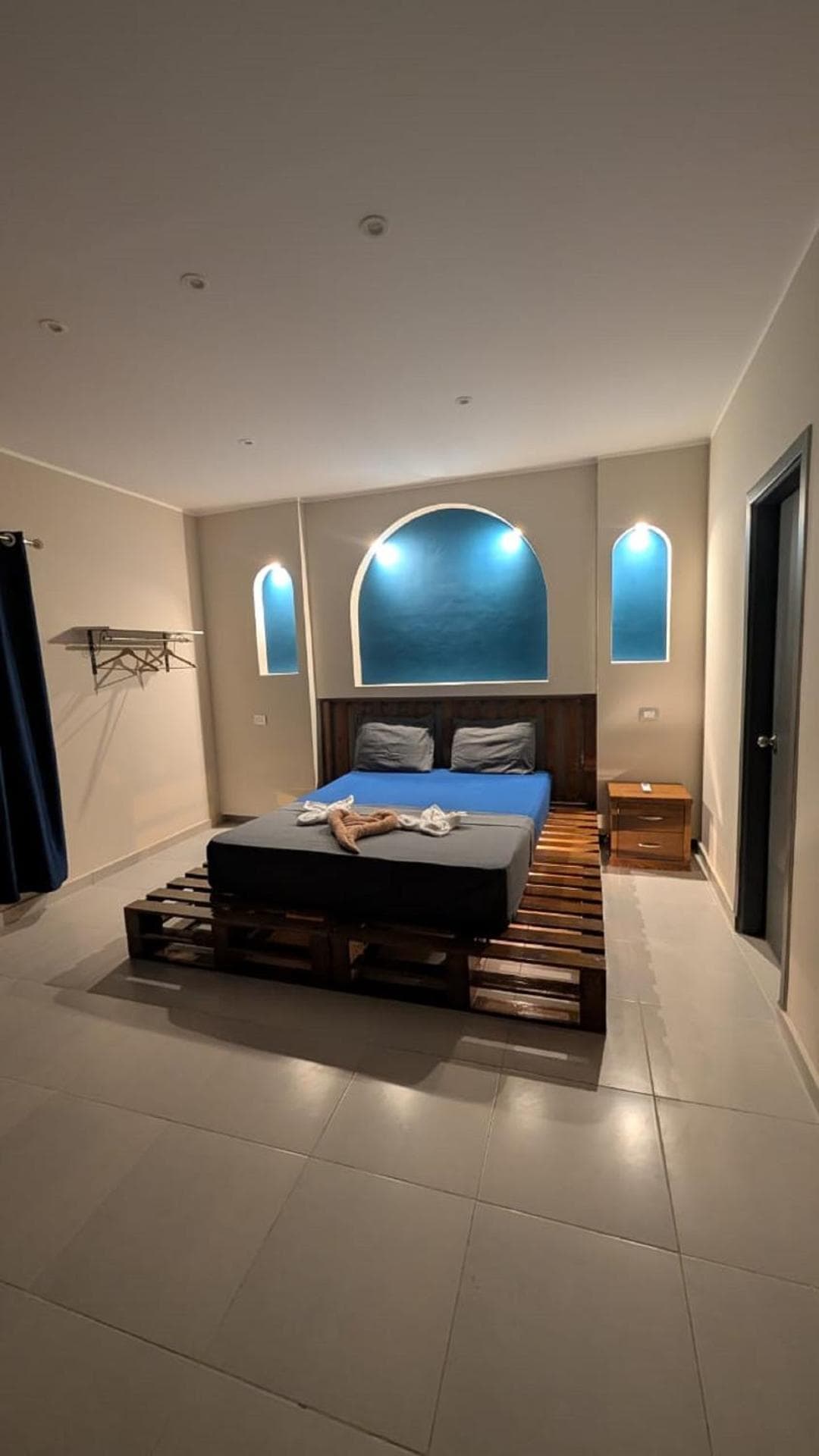 HOSTIFY HOSTEL AND ROOFTOP