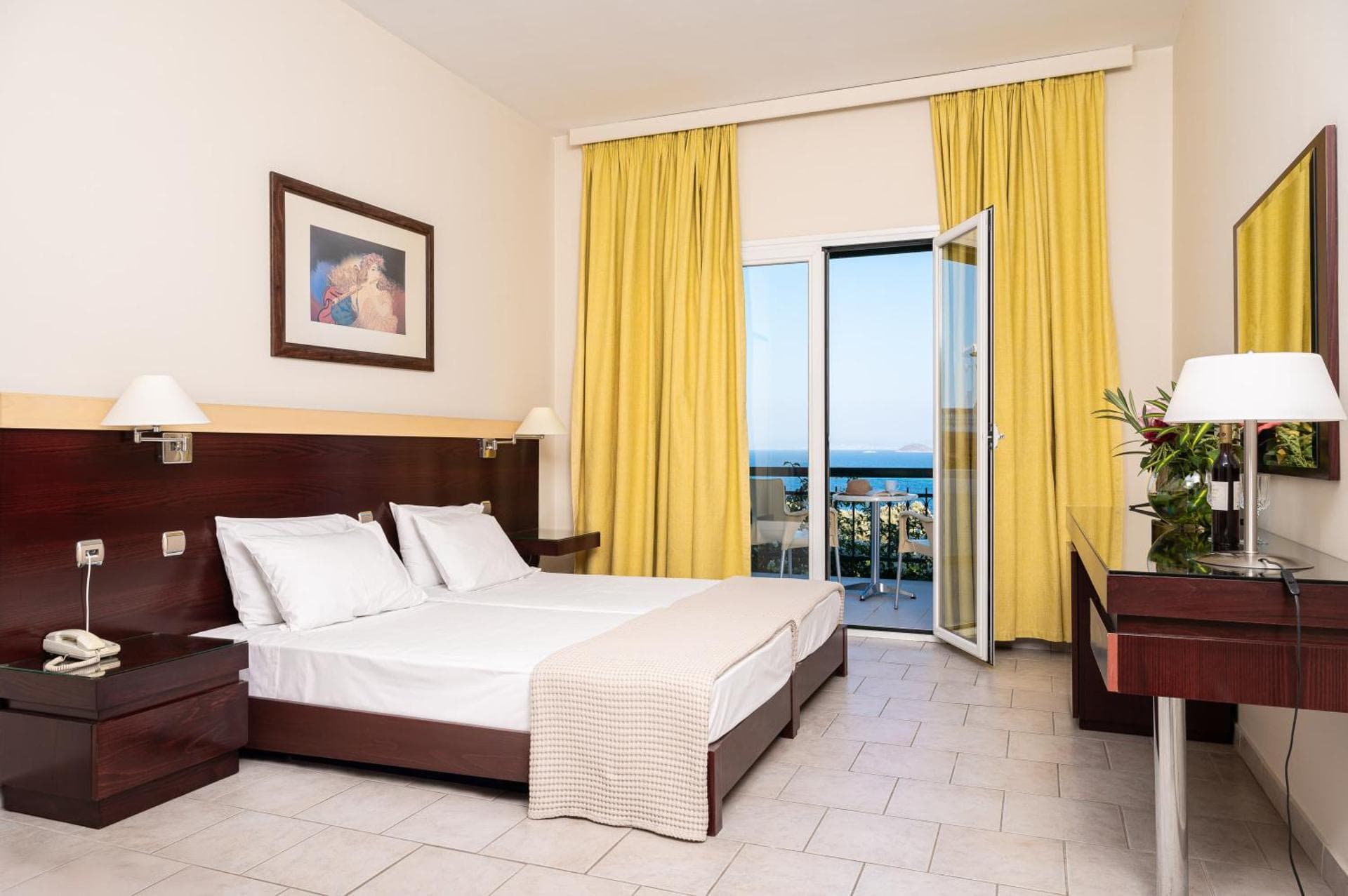 Triple Room with Sea View