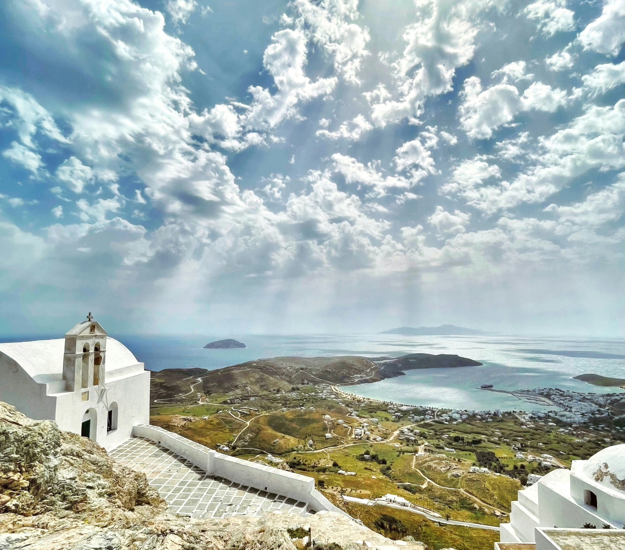 Χρήσιμα τηλέφωνα